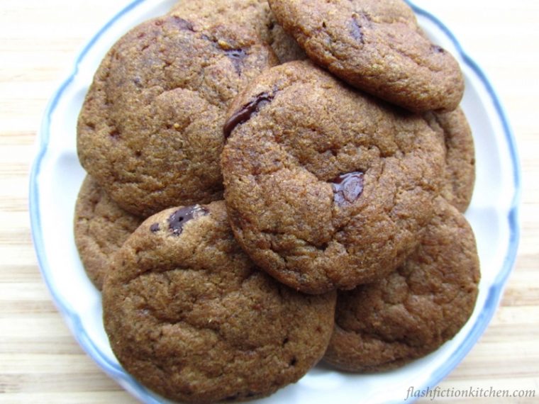 Classic Chocolate Chip Cookies (paleo, vegan)