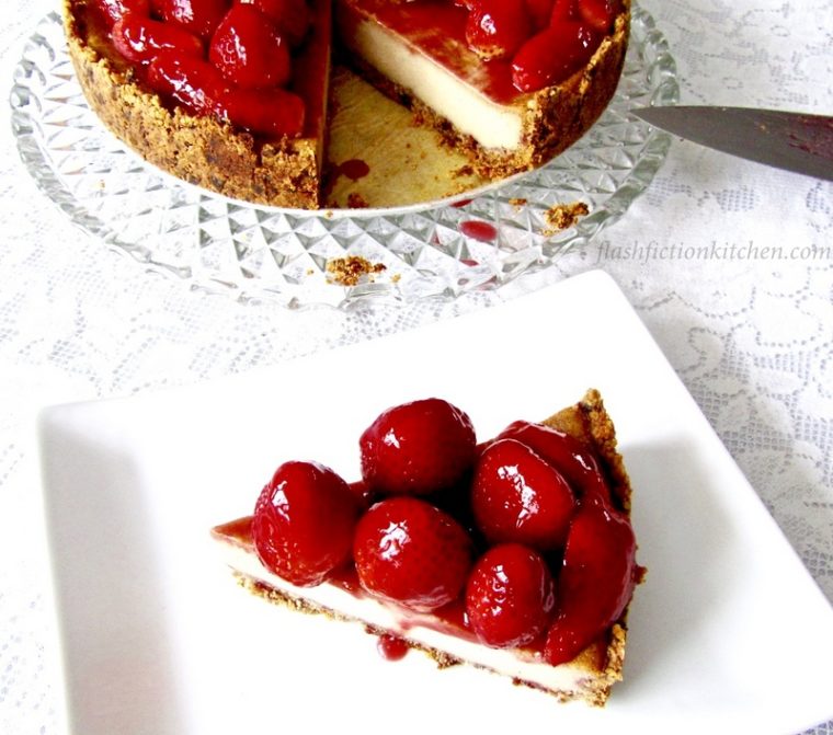 Dairyfree Strawberry Cheesecake (paleo, vegan)