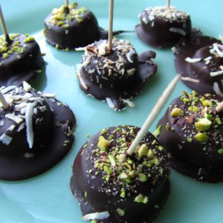 Chocolate/Carob Frozen Bananas with Pistachios/Coconut (paleo, AIP, vegan)