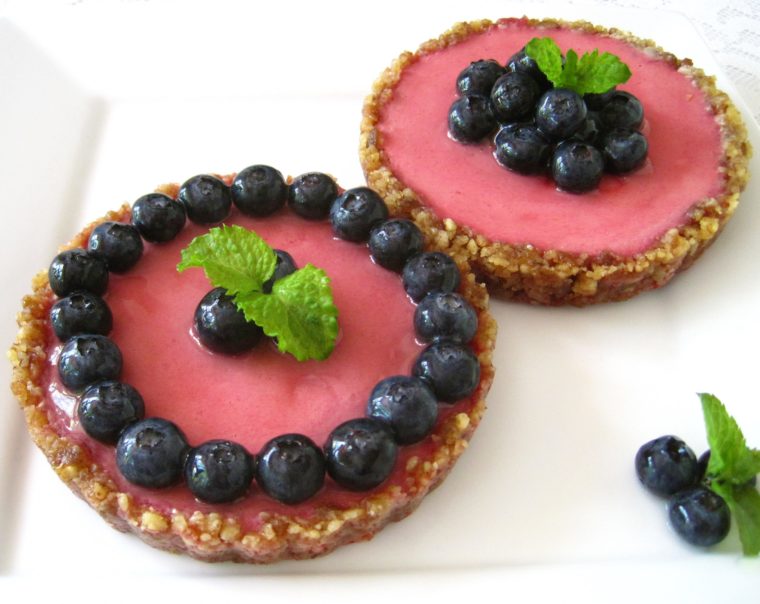 Blueberry 'Cheese'cake Tart (paleo, AIP, vegan) from Flash Fiction Kitchen