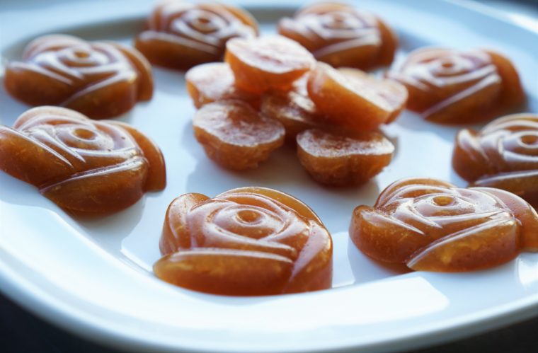 Apple Pie Gummies (paleo, AIP) from Flash Fiction Kitchen